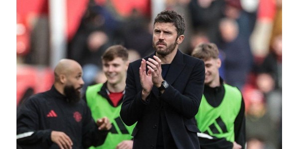 Manchester United verlor trotz spielerischer Überlegenheit gegen Newcastle United Manchester United verlor trotz spielerischer Überlegenheit gegen Newcastle United